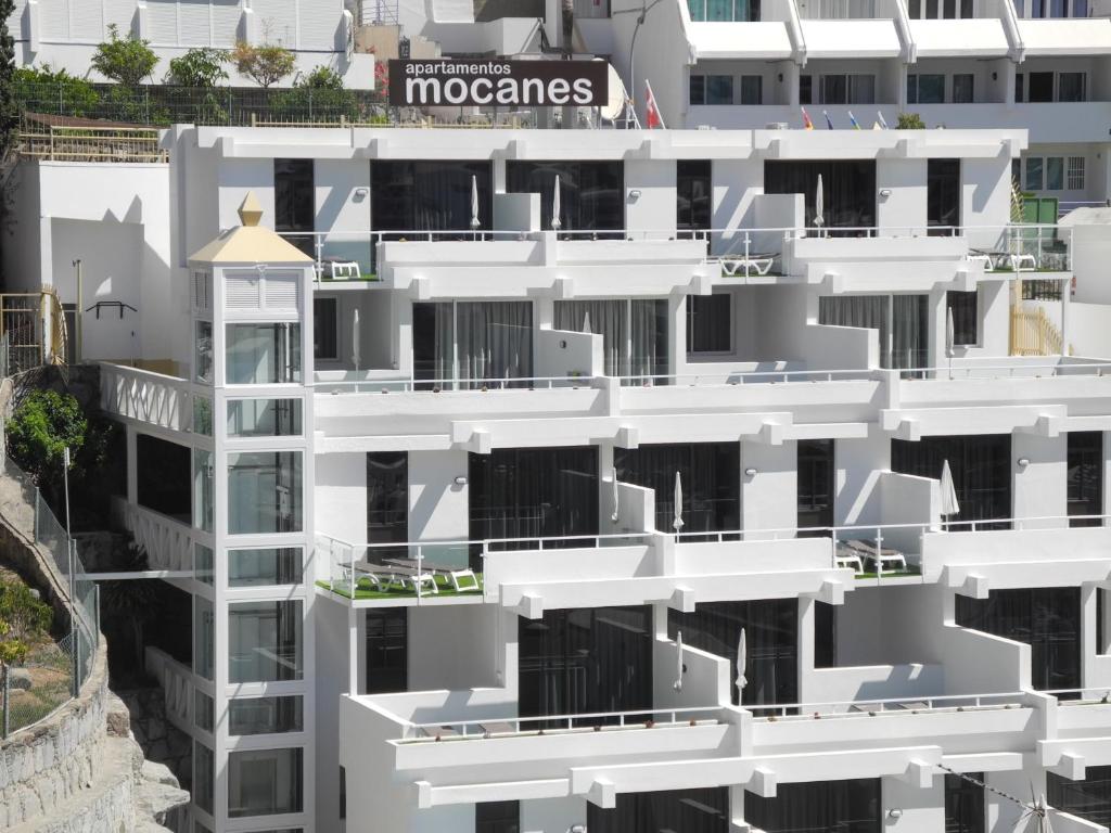 Afbeelding uit fotogalerij van Apartamentos Los Mocanes in Puerto Rico de Gran Canaria