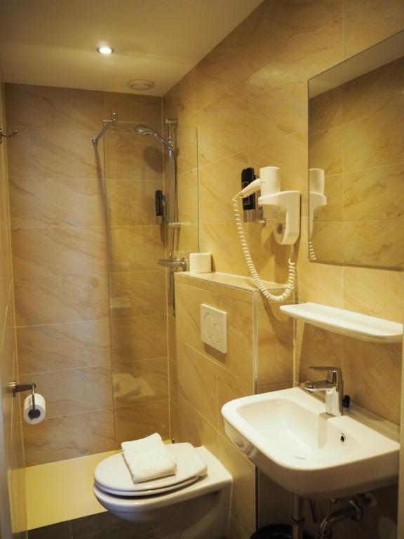 Blossoms City Hotel - Resim 33