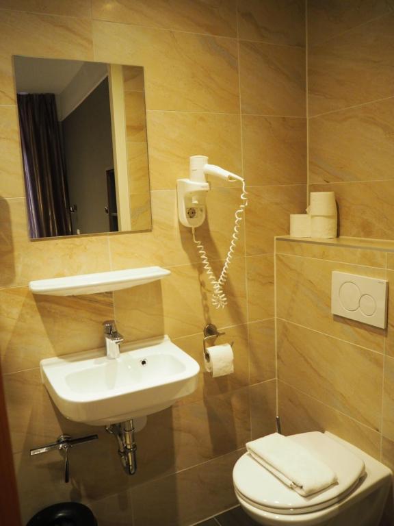 Blossoms City Hotel - Resim 31