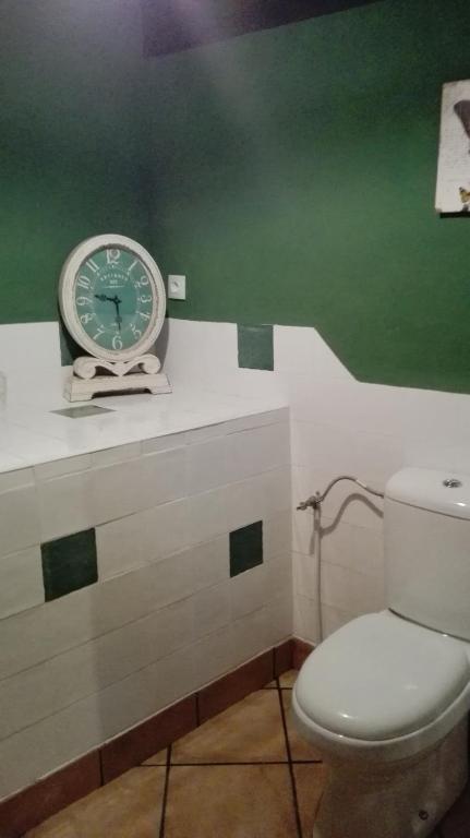Koupelna v ubytování Albergue De Soba