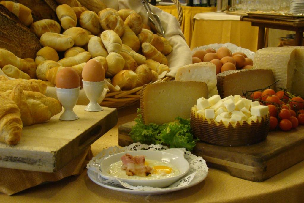 Jedzenie w hotelu lub w pobliżu