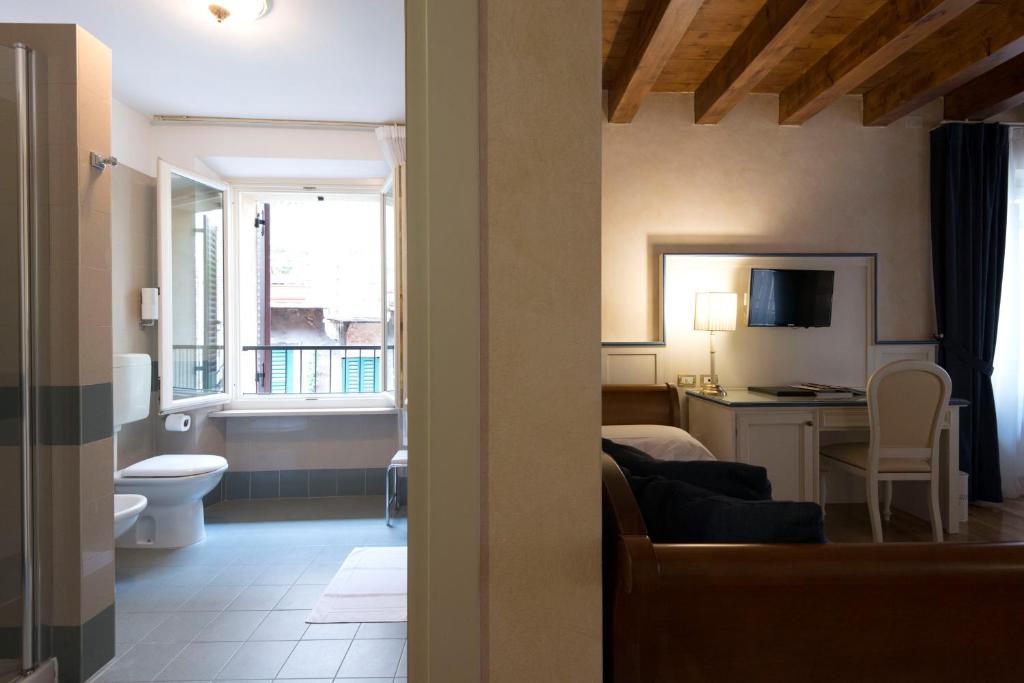 Koupelna v ubytování Albergo Mazzanti