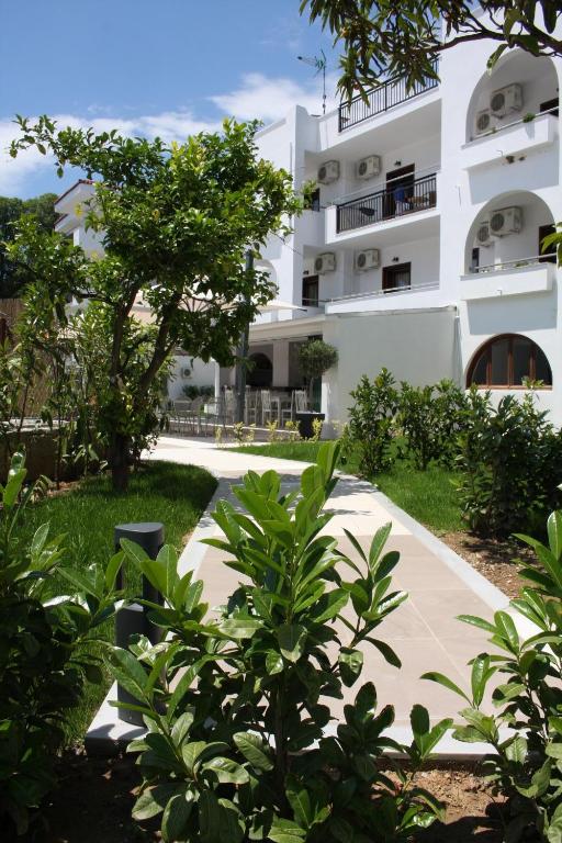 Jardin de l'établissement Hotel Korali