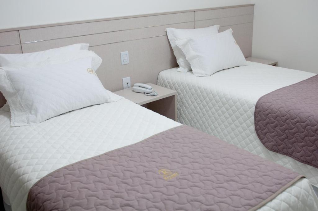 Hotel Roari