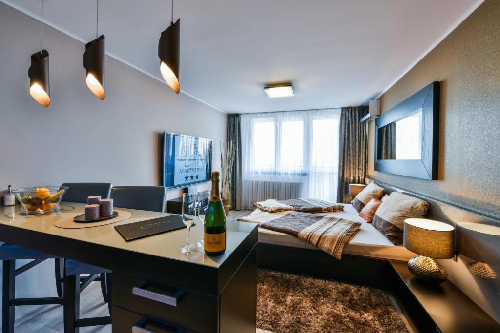 Luxury Apartments Ostrava - Appartamento Con Balcone