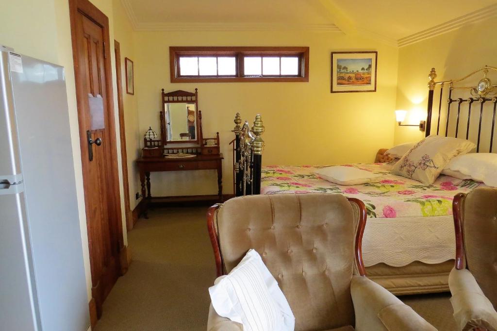 Postel nebo postele na pokoji v ubytování McCloud House