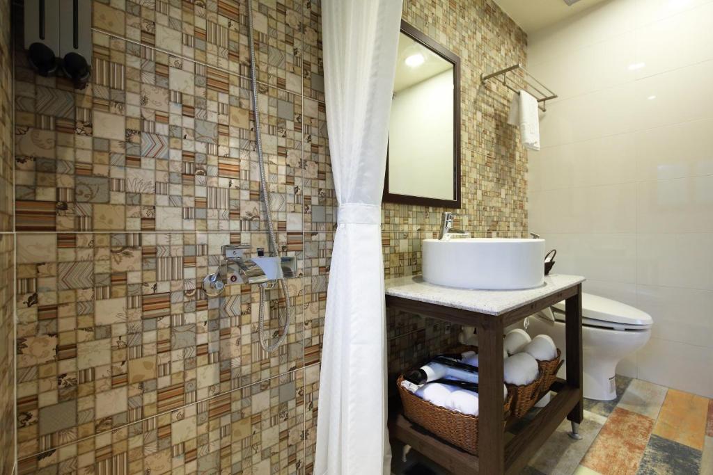 Taroko Mountain View B&B - Familiekamer Met Eigen Badkamer