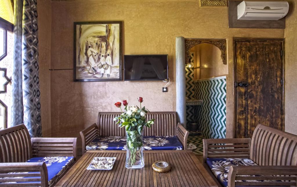 TV a/nebo společenská místnost v ubytování Hotel Kasbah Le Mirage & Spa