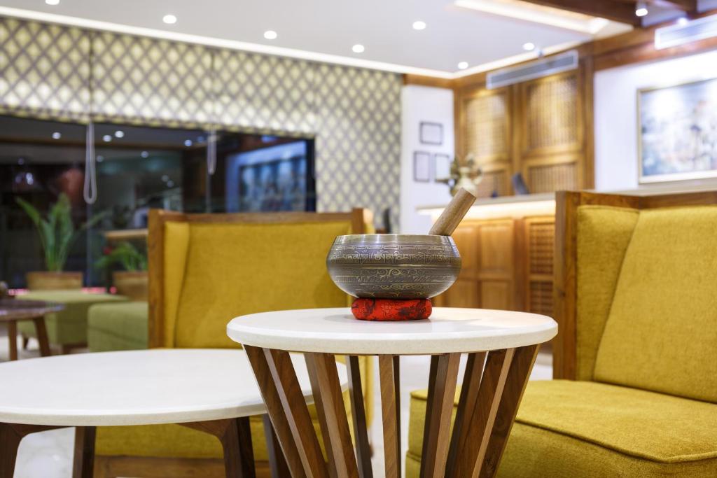 Posezení v ubytování Hotel Ambassador by ACE Hotels
