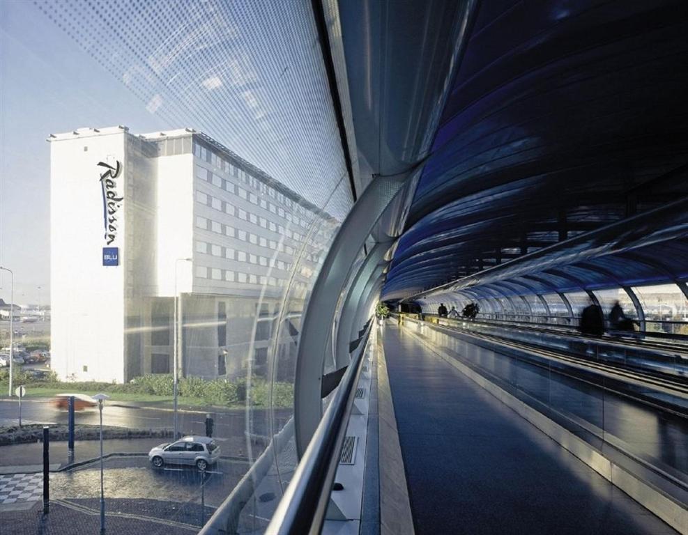 Gallery image of Radisson Blu Manchester Airport in Hale