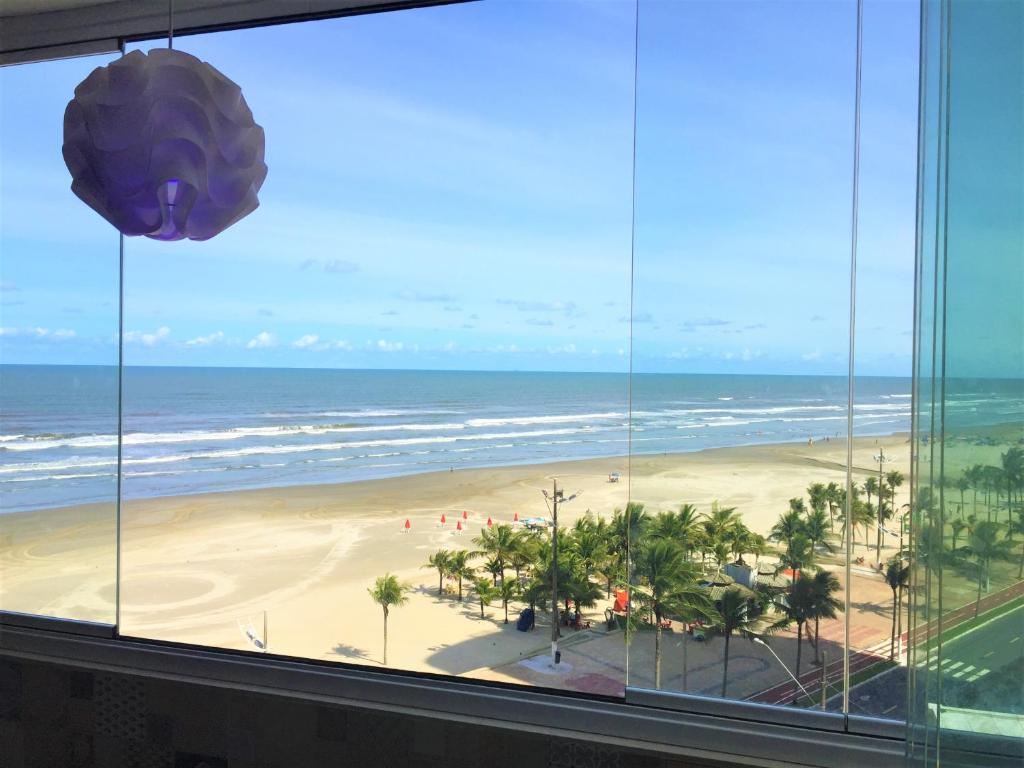  Apartamento Frente ao Mar em Praia Grande