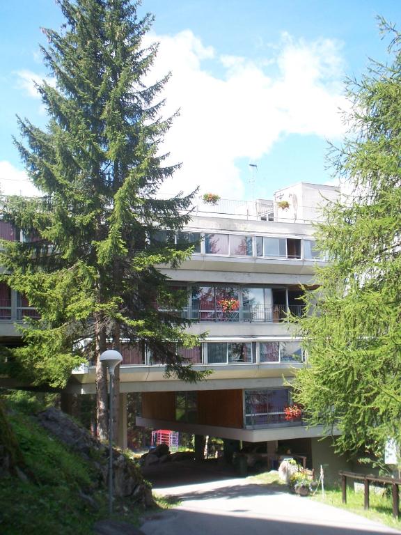 Budova, kde se aparthotel nachází