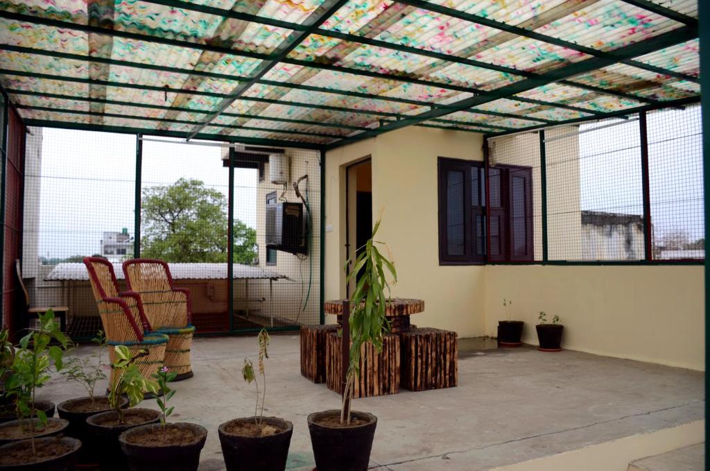Balkón nebo terasa v ubytování Mohini Home Stay