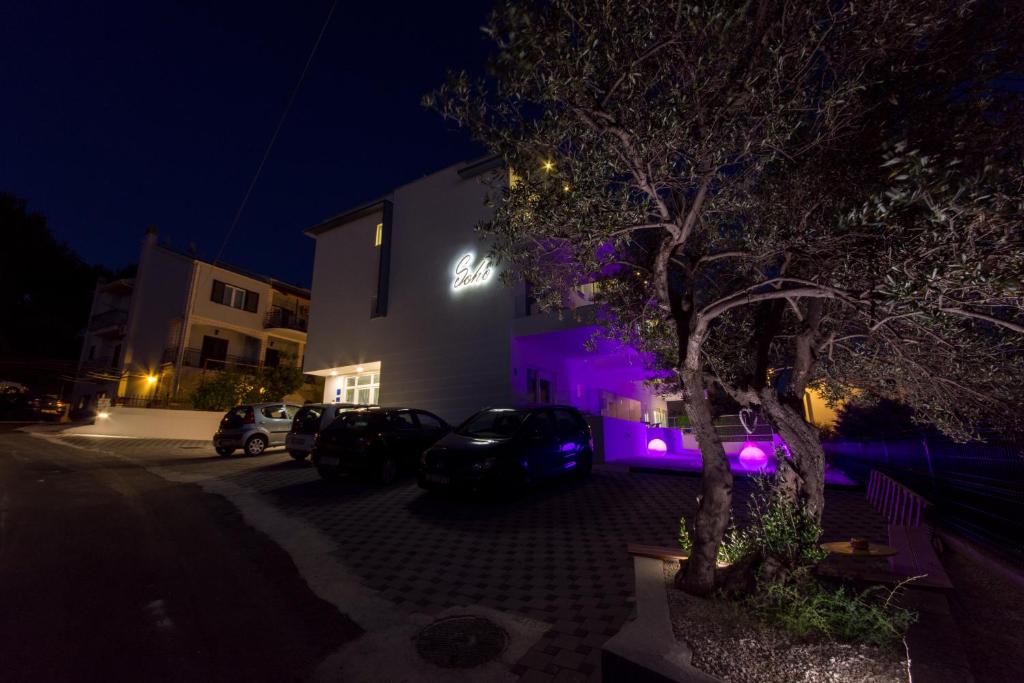 Budova, v ktorej sa apartmán nachádza