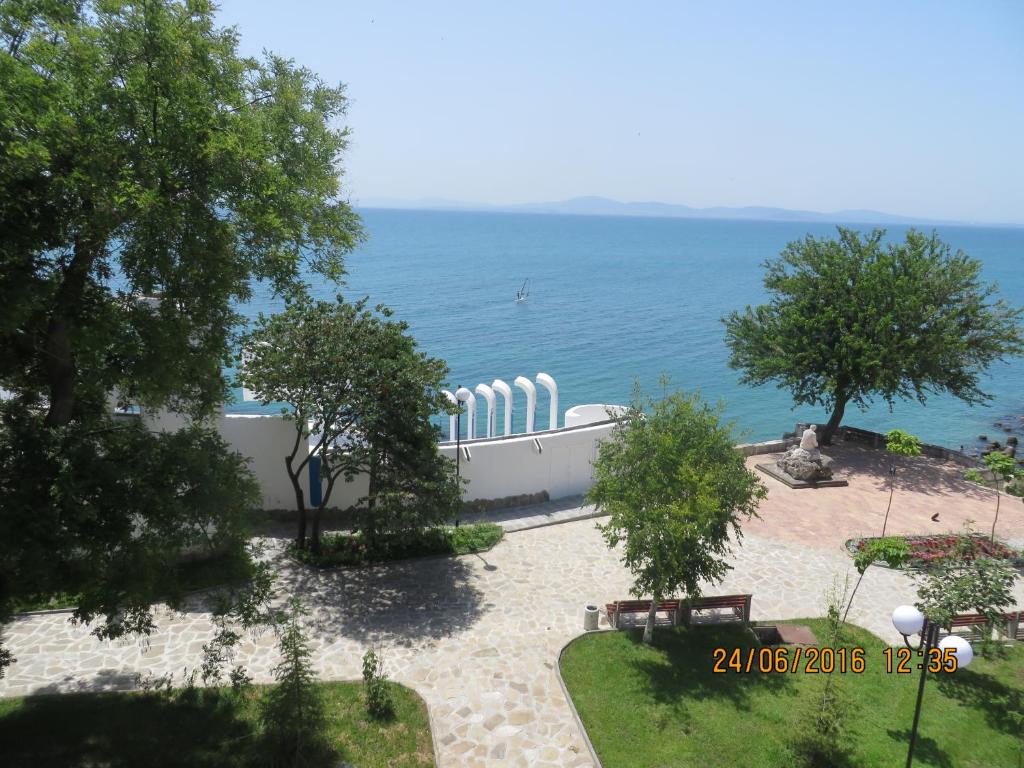 Villa Yavorov