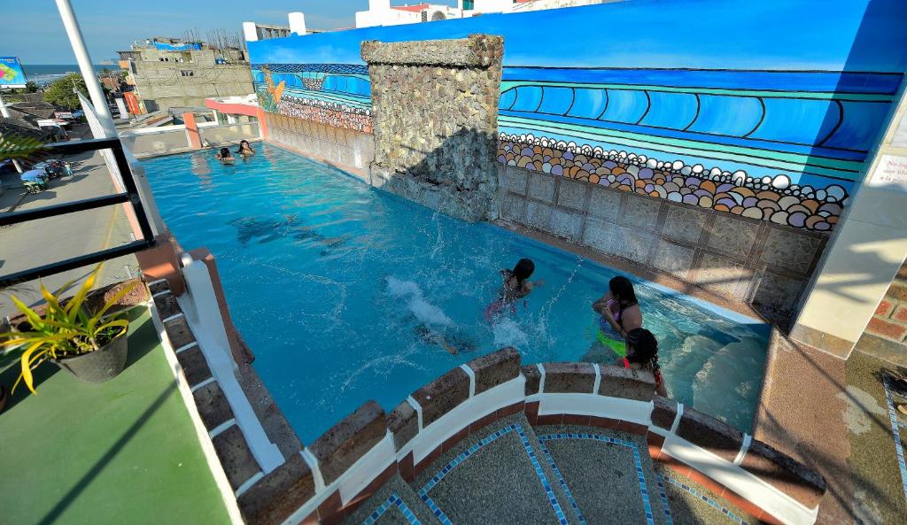 Bazén v ubytování Hotel La Barca nebo v jeho okolí