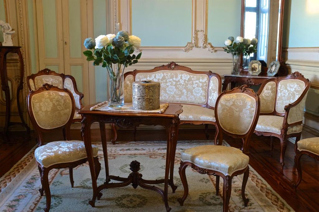 Uma área de estar em Palacete Villa Idalina