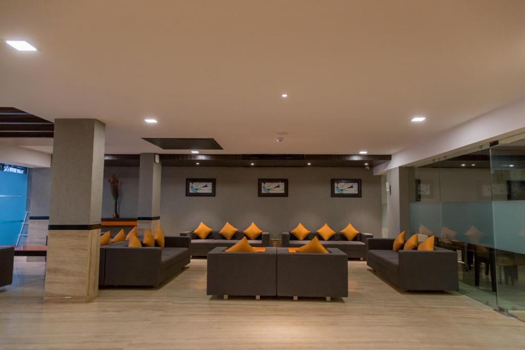 Posezení v ubytování Ginger Ahmedabad SG Road