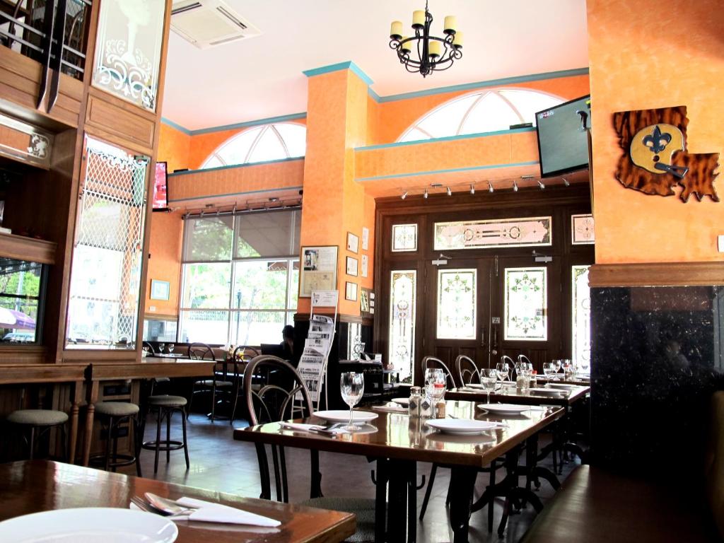 Bourbon St. Boutique Hotel - Resim 3