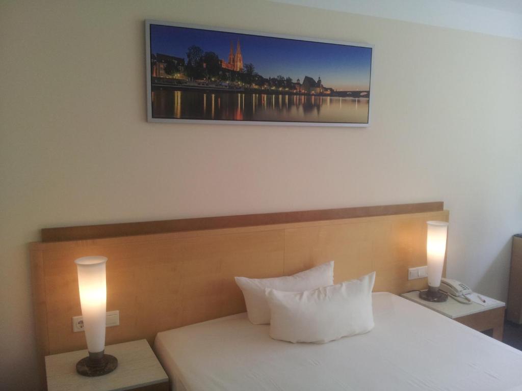 SORAT Insel-Hotel Regensburg - 7