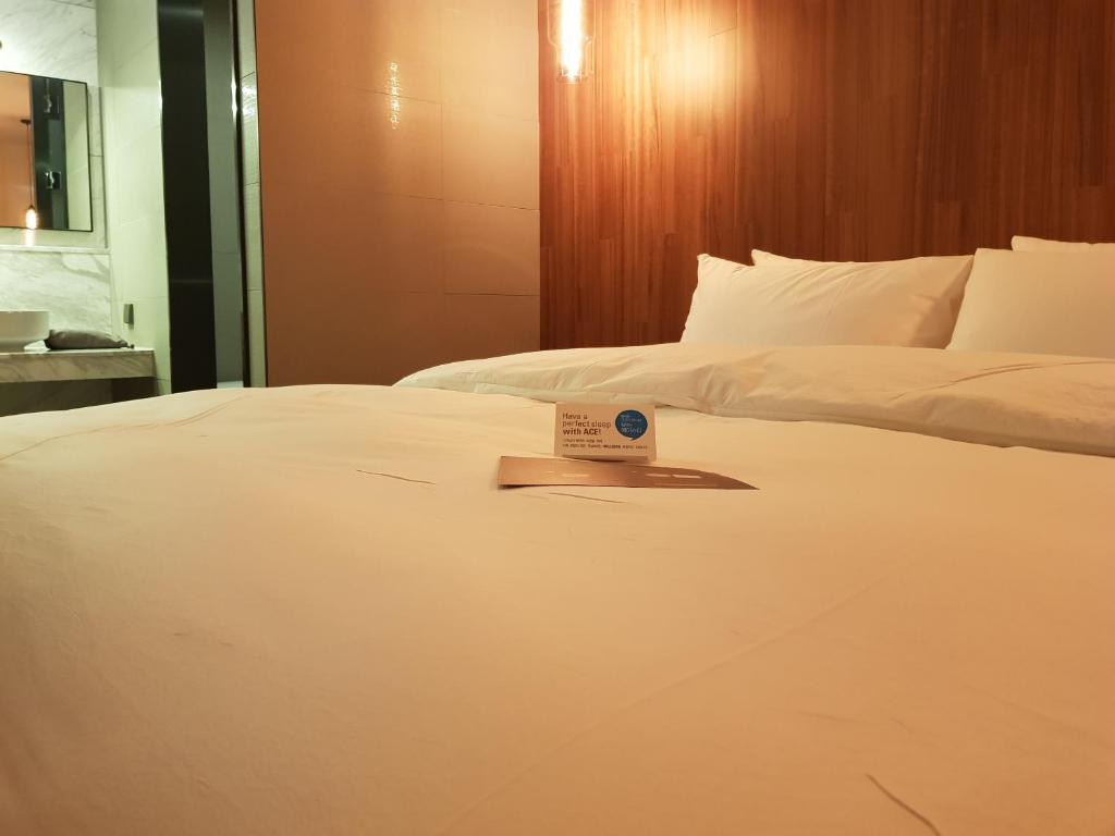 Rivertain Hotel - Suite Deluxe