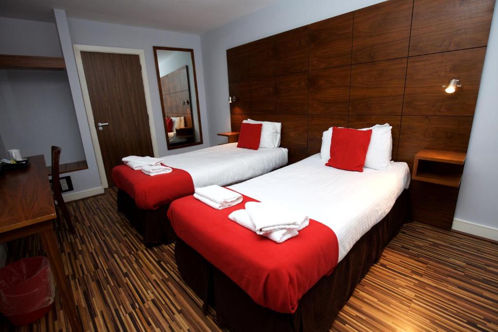 Cocoon @ International Inn + Apartments - Resim 7