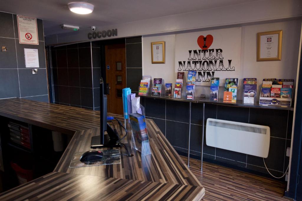 Cocoon @ International Inn + Apartments - Resim 6