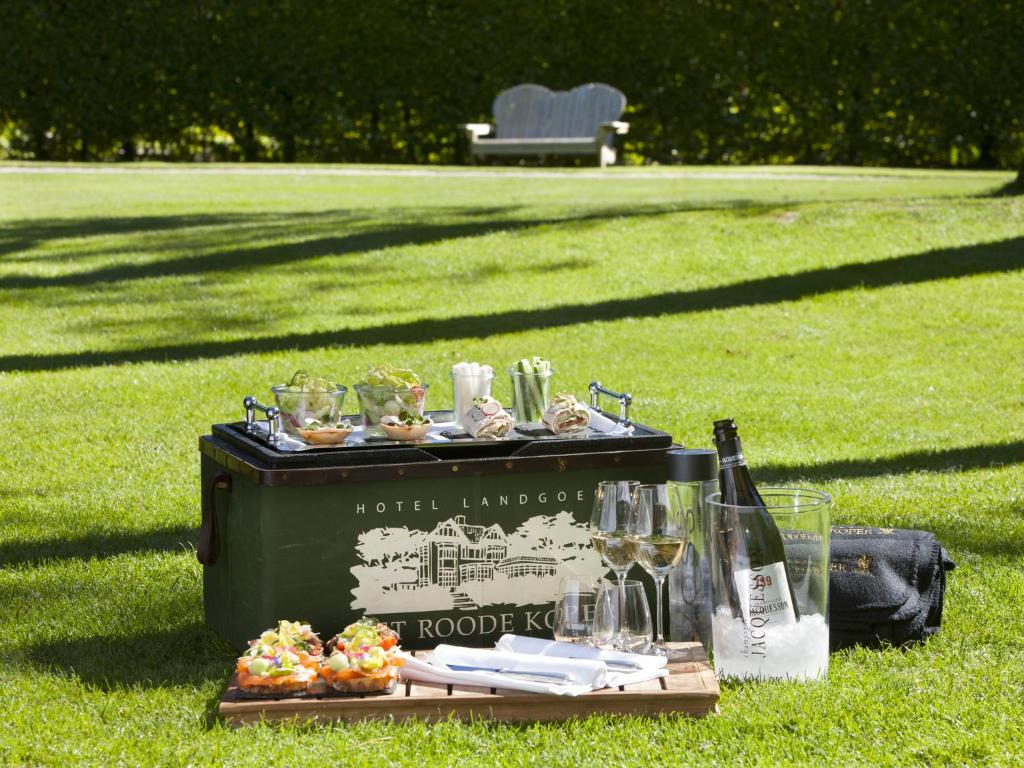 Nápoje v ubytování Relais & Chateaux Hotel Landgoed Het Roode Koper