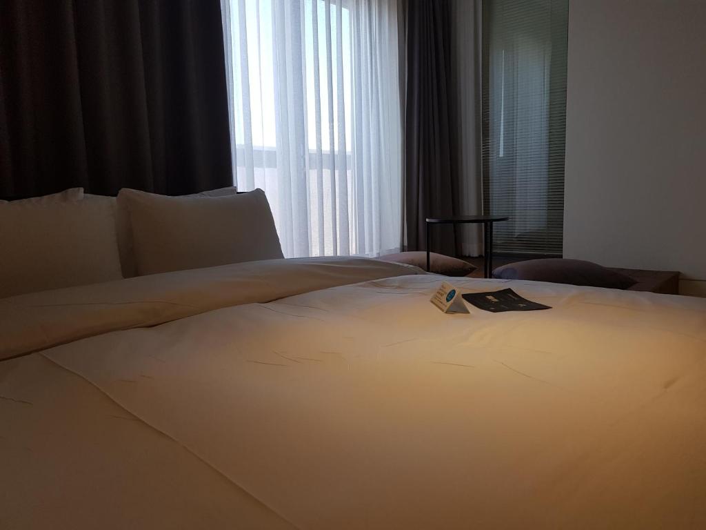 Rivertain Hotel - Suite Junior Avec Balcon