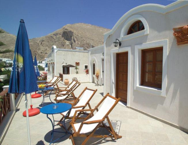 Nespecifikovaný výhled na hory nebo výhled na hory při pohledu z hotelu