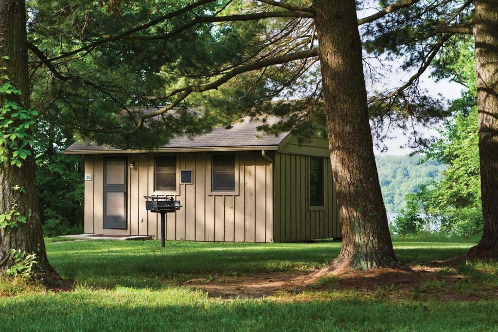 Hueston Woods Lodge and Conference Center - 湖景小屋