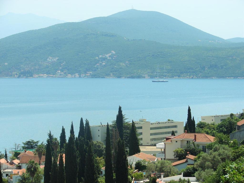 Villa Boka Sunrise Apartments - 16