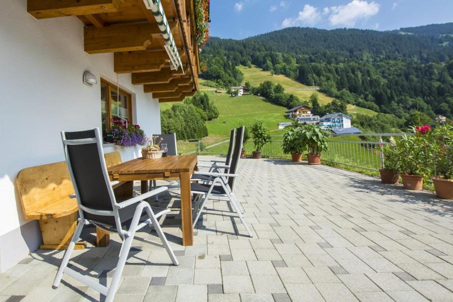 Nespecifikovaný výhled na hory nebo výhled na hory při pohledu z apartmánu