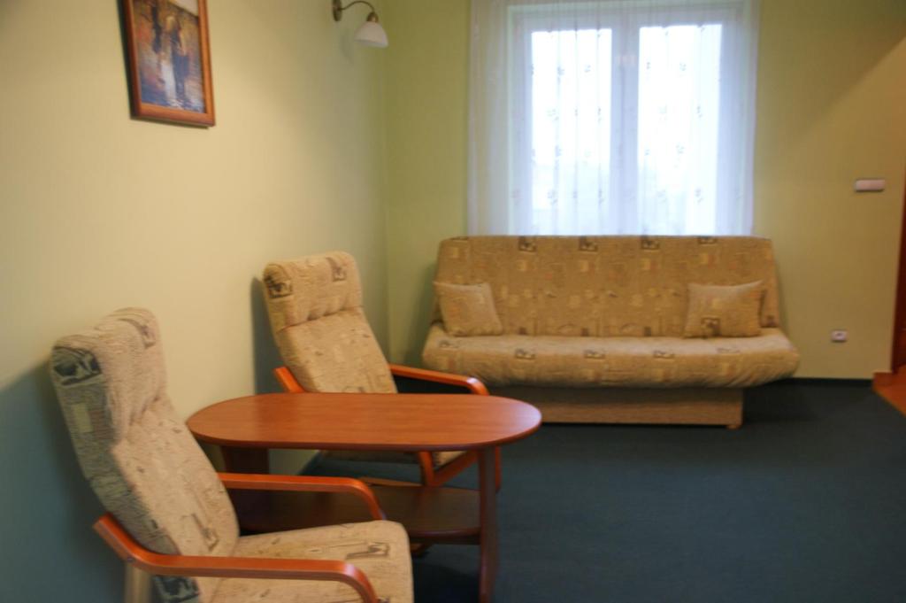 Posedenie v ubytovaní Gościniec Pan Tadeusz