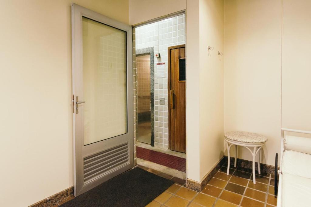  MC Flats Country Residence Service