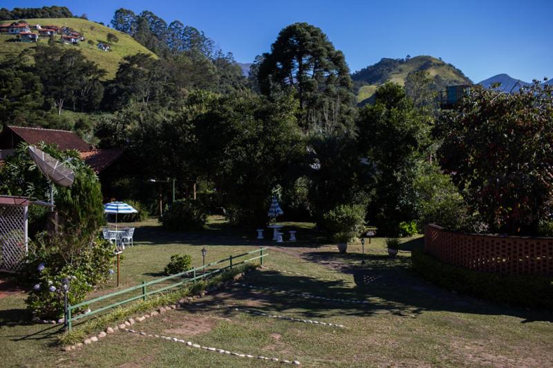  Pousada Montserrat