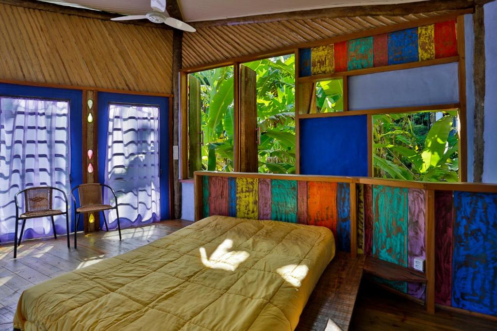  Sea View Colorful House