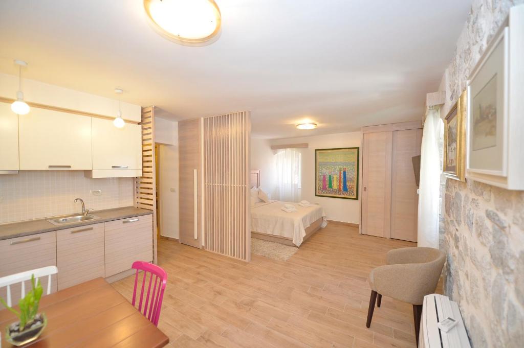 Apartmani Art Karampana - 13