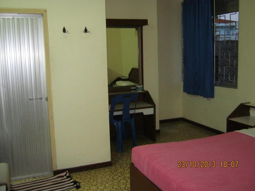Ho Fah Hotel - Habitación Doble Con Baño Privado