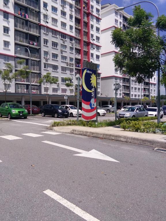 Fotografie z fotogalerie ubytování HomeStay D 11 Putrajaya NETFLIX WIFI v destinaci Putrajaya