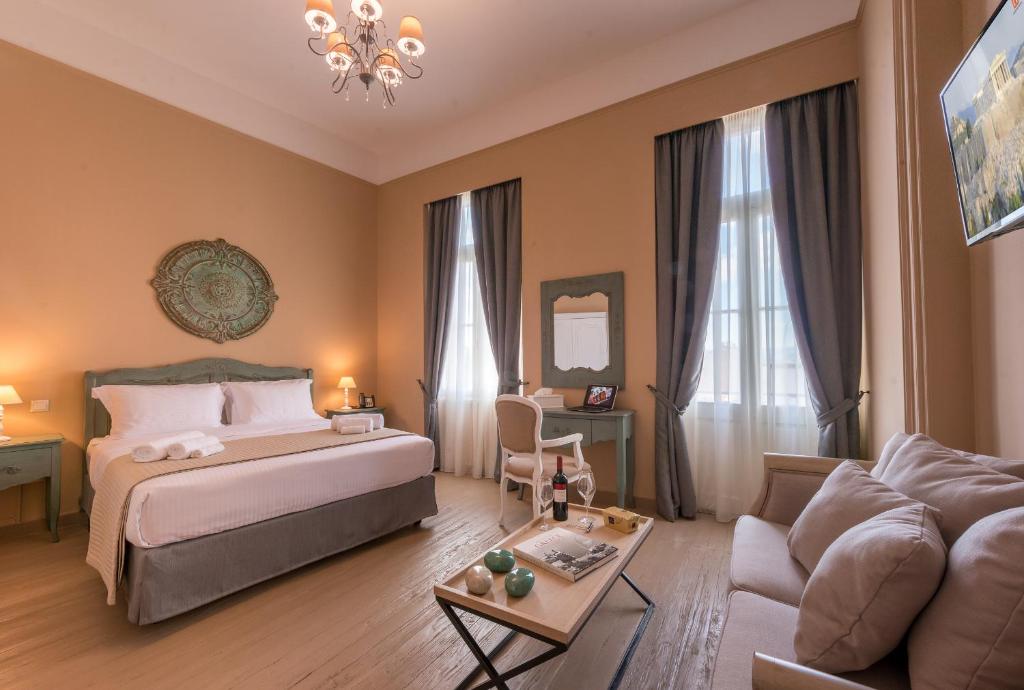 Postel nebo postele na pokoji v ubytování Palladian Home