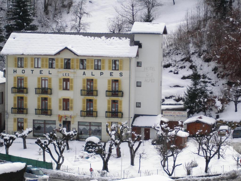 Hotel des Alpes v zimě