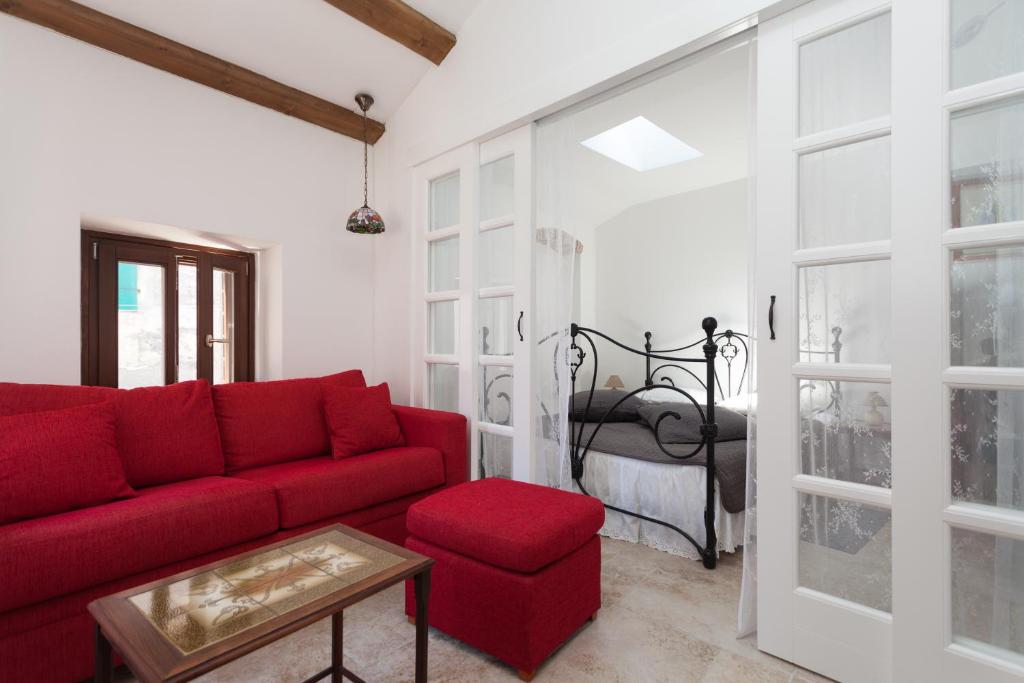 Mareblu seaview apartment by Irundo