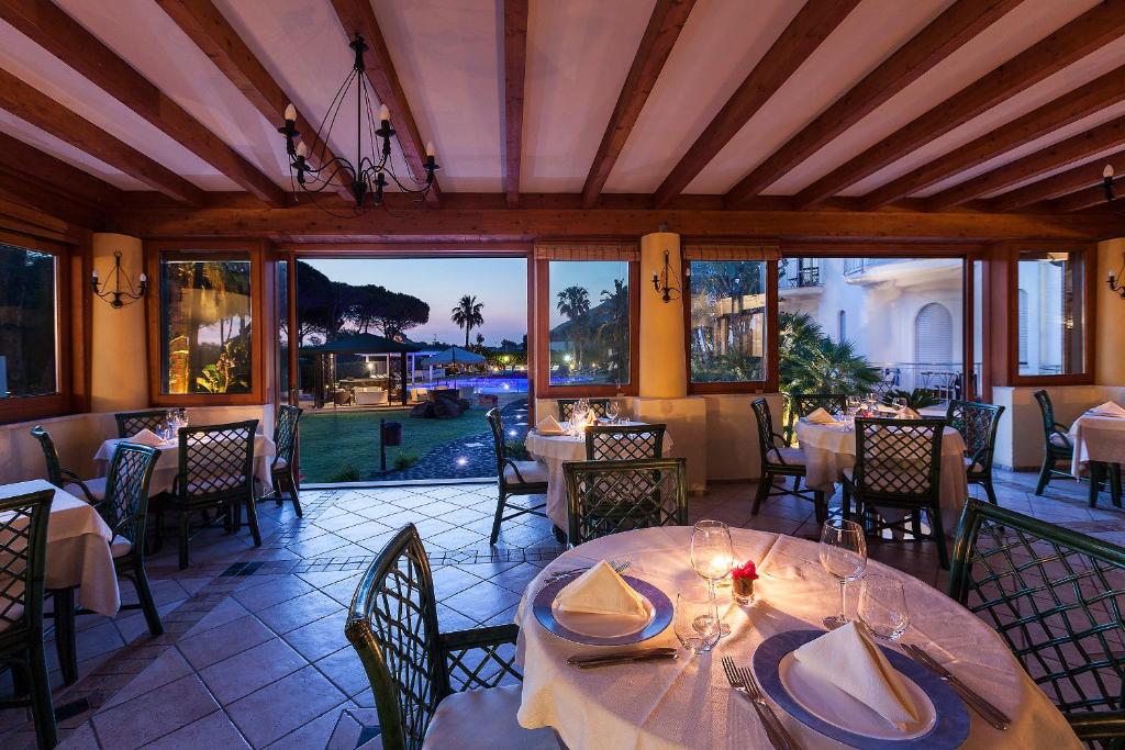 Restaurace v ubytování Hotel Orsa Maggiore