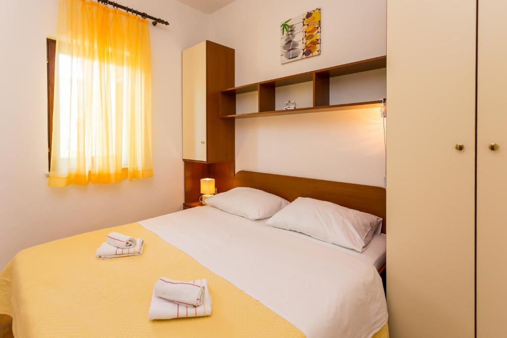 Apartments in Villa TOP TROGIR - 1