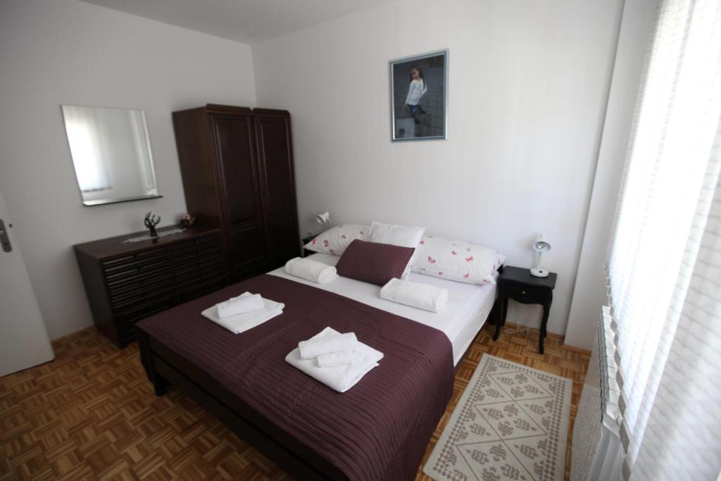 Apartments Lovori-Lorbe - Two-Bedroom Apartment