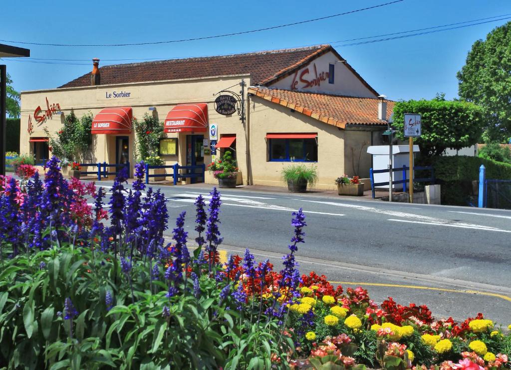 Gallery image of Le Sorbier in Razac-sur-lʼIsle
