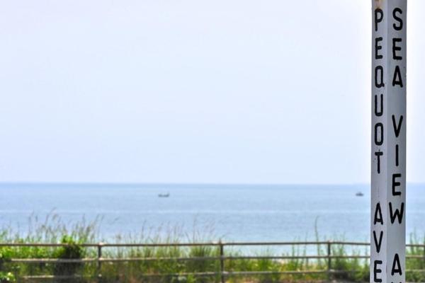 Pequot Hotel photo