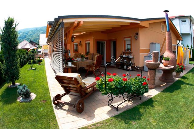 Budova, kde se bed and breakfast nachází