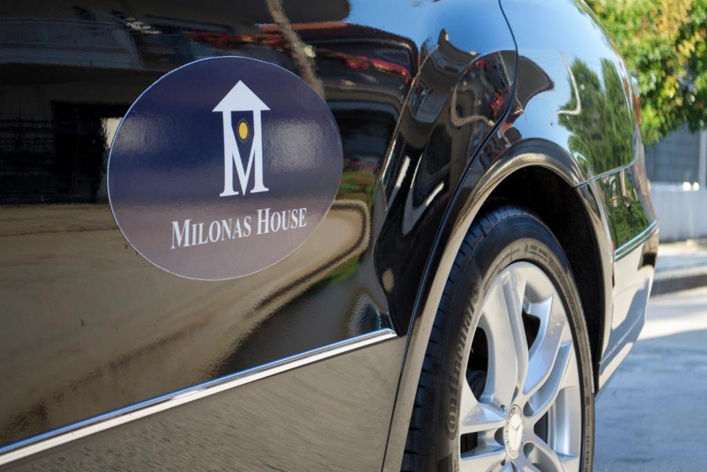 Zdjęcie z galerii obiektu Milonas House Apartments w mieście Paralia Dionisiou